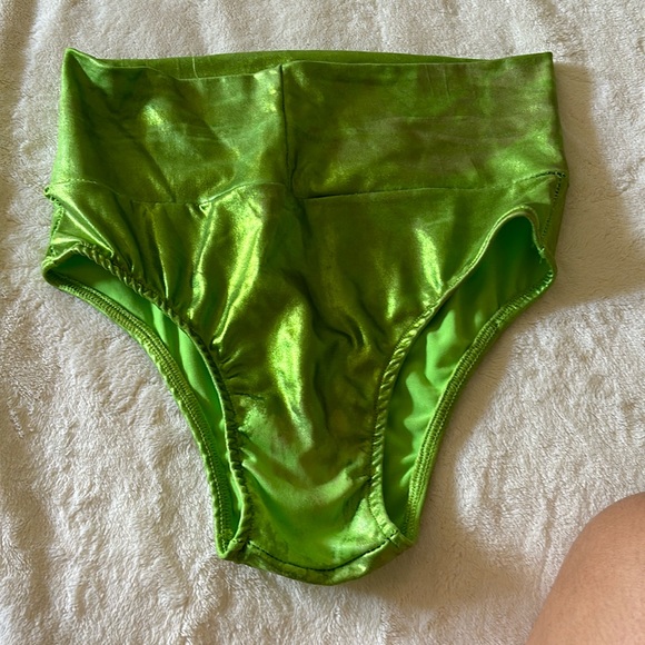 Lime green panties - Picture 1 of 1